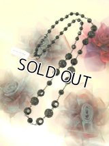 人気♪黒ネックレス★〜アメリカより！〜大変素敵なロングネックレス*やわらかなカットと光沢がとても綺麗♪