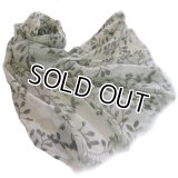 【薄手ストール】可憐でフェミニン♪シンプルな単色リーフ柄 綿混リンクル加工ストール