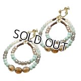 涼しげでエキゾチックな魅力の2連サークルイヤリング（エスニック）　