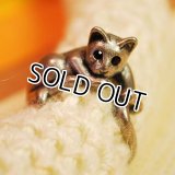 【メール便対応】キュート＆ロマンチック！アンティークテイスト 座りネコリング！