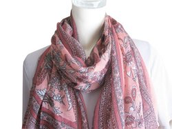 画像3: 【薄手ストール】雰囲気あるシックな花柄♪ビスコース100%大判ガーゼ風ストール(紫外線対策 UV対策 日除け 冷房対策)