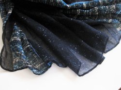 画像7: 【薄手ストール】深く印象付ける色柄♪ビスコース100%大判ストール 2色(紫外線対策 UV対策 日除け 冷房対策)