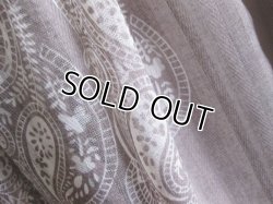 画像5: 【薄手大判ストール】 通年OK♪ふんわり柔らか。ペイズリー柄ストール モカグレー