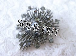 画像3: 【ギフトラッピング付】日本製 アンティークシルバー ラインストーン メタルブローチ 雪の結晶 ケース（クリスマス お祝 ギフト プレゼント）