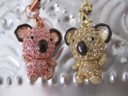 画像3: 【ストラップ/チャーム】スワロフスキーを贅沢に散りばめた超キュートなコアラストラップ 2色 (スワロフスキー社製クリスタル)