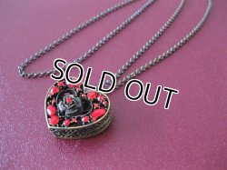 画像3: 【送料無料】透かしハート&ローズ アンティーク仕上げロングネックレス (ペンダント 薔薇 ジルコニア アクセサリー 金古美)