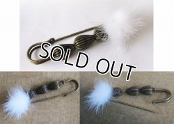 画像4: 【送料無料】【ストールピン/ブローチ】秋冬デザイン ファー付きアンティークストールピン 2色 （カブトピン/キルトピン）