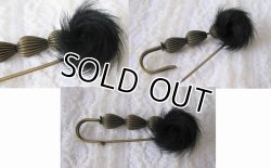 画像5: 【送料無料】【ストールピン/ブローチ】秋冬デザイン ファー付きアンティークストールピン 2色 （カブトピン/キルトピン）