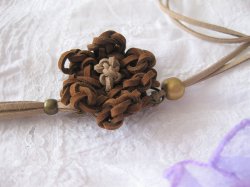 画像5: 【送料無料】【レザーネックレス】◆flower storm◆レザーフラワーとタッセルのハンドメイド革紐ロングネックレス (Brown×Mocha Beige)