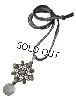 画像7: 【送料無料】【レザーネックレス】◆flower storm◆エスニックフラワー＆天然貝チャームの革紐ロングネックレス ２色展開（アジアン シェル ラインストーン）