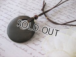 画像7: 【送料無料】【レザーネックレス】◆flower storm◆ 直径5.8cm 大きめウッド＆メタルリングの革紐ロングネックレス （アクセサリー/メンズ/レディース）