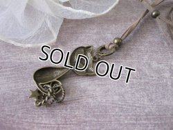 画像5: 【送料無料】【レザーネックレス】◆flower storm◆大きな目がラブリーな輪投げネコちゃん アンティークゴールド（アクセサリー/メンズ/レディース）