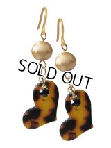 【送料無料】【ピアス】◆flower storm◆べっ甲調ハート型チャームとラインストーン、パールの樹脂フックピアス （べっ甲調 アクセサリー アレルギー対応 ）