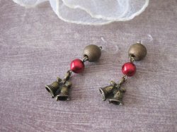 画像6: 【送料無料】【ピアス】◆flower storm◆小さな2つの鐘、木の実のようなウッドビーズ、赤いパールの樹脂フックピアス (アクセサリー アレルギー対応 クリスマス 聖夜 ベル)
