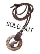 【送料無料】【レザーネックレス】◆flower storm◆ナチュラルな質感が魅力♪ココナッツウッドのレザー＆ビーズ使い革紐ロングネックレス 2型（アクセサリーメンズ/レディース）