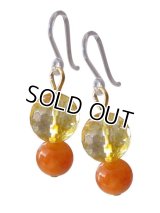 【送料無料】【ピアス】◆flower storm◆天然石ゴールドシトリン＆オレンジカルサイト樹脂フックピアス（アクセサリー パワーストーン 11月の誕生石 アレルギー対応 ）