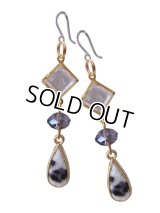 【送料無料】【ピアス】◆flower storm◆レオパード柄しずくチャームとクリアビーズの樹脂フックピアス（アクセサリー イヤリング アレルギー対応 ）