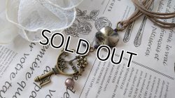 画像3: 【送料無料】【レザーネックレス】◆flower storm◆花時計レトロデザインの鍵とパール革紐ロングネックレス （アクセサリー キー パール ）