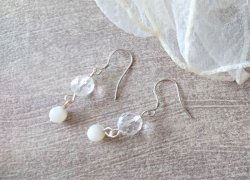 画像8: 【送料無料】【ピアス】◆flower storm◆天然クリスタル＆マザーオブパール SV925ピアス （パワーストーン 水晶 白蝶貝）