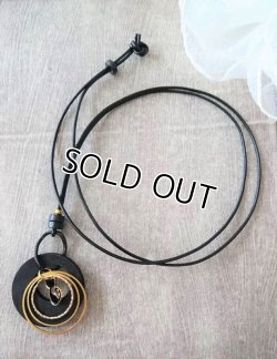 画像8: 【送料無料】【レザーネックレス】◆flower storm◆黒猫＆三つのリングモチーフの本牛革ロングネックレス（革紐アクセサリー レディース/メンズ）