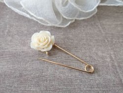 画像5: 【送料無料】【ストールピン/ブローチ】◆flower storm◆白い薔薇モチーフがエレガント 60mm (日本製 アクセサリー キルトピン カブトピン )