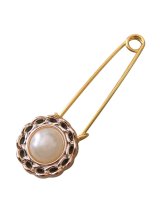 【送料無料】【ストールピン/ブローチ】◆flower storm◆樹脂パールのフラワーカボション 65mm （日本製 アクセサリー キルトピン カブトピン ）