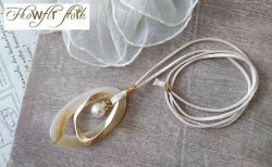 画像5: 【送料無料】【レザーネックレス】◆flower storm◆表情のある異素材上質パーツ使い 大人シックな革紐ロングネックレス 2色(マーブル柄 大理石柄 大粒パール )