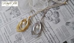 画像11: 【送料無料】【レザーネックレス】◆flower storm◆表情のある異素材上質パーツ使い 大人シックな革紐ロングネックレス 2色(マーブル柄 大理石柄 大粒パール )