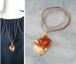 画像9: 【送料無料】【本革紐ネックレス】◆flower storm◆ ウェーブメタルリーフ＆菱形チャームの牛革ロングネックレス （アクセサリー レザー 日本製）