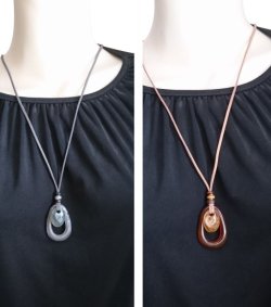 画像3: 【送料無料】【レザーネックレス】◆flower storm◆ アクリル素材オーバルパーツの艶感&ウッドのナチュラル感 (アクセサリー 楕円形 マーブル柄 大理石調 国産 日本製)