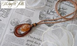 画像7: 【送料無料】【レザーネックレス】◆flower storm◆ アクリル素材オーバルパーツの艶感&ウッドのナチュラル感 (アクセサリー 楕円形 マーブル柄 大理石調 国産 日本製)