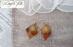 画像4:  【送料無料】【sus316 フックピアス】◆flower storm◆ひし形アクリル&繊細な雪の結晶 メタルチャーム サージカルステンレス K18金メッキ加工(アクセサリー  スノーフレーク ニッケルフリー 日本製)