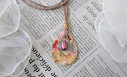 画像14: 【送料無料】【レザーネックレス】◆flower storm◆ しずく型チャーム&カラーパールの革紐ロングネックレス (アクセサリー/レディース/日本製)