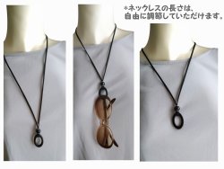 画像8: 【送料無料】【グラスホルダー】◆flower storm◆軽くシンプル 上質アクリルチャーム＆水牛ビーズ使いリングネックレス ペンダント式サングラス、メガネホルダー （眼鏡掛け レザーネックレス ホーンビーズ メンズ レディース 日本製））