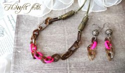 画像4: 【送料無料】【ワックスコードネックレス】◆flower storm◆長さ51cm カーキブラウン×ショッキングピンクのアクリルチェーン ネックレス ピアス付き（アクセサリー フォークロア エスニック ボヘミアン  民族調 春夏 レディース 日本製）