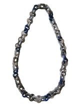 【送料無料】◆flower storm◆長さ約80cm アクリルチェーン ロングネックレス Gray ×Navy  (アクセサリー 大ぶり ボリューム 季節感 レディース  日本製）