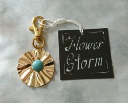 画像6: 【送料無料】【バッグチャーム】◆flower storm◆ゴールドフラワーメタルチャーム&ターコイズブルーの花芯  バッグチェーン付(アクセサリー ハンドメイド 日本製)
