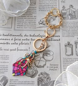 画像7: 【送料無料】【バッグチャーム/キーホルダー】◆flower storm◆菱形アクリルチャーム&メタルフラワー バッグチャームチェーン付(バッグアクセサリー キーリング 日本製 ハンドメイド)