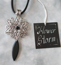 画像30: 【送料無料】【レザーネックレス】◆flower storm◆エスニックフラワー&上質しずくチャームの革紐ロングネックレス (アクセサリー アジアン フォークロア ターコイズ チェコビーズ 雫パール 日本製 レディース)