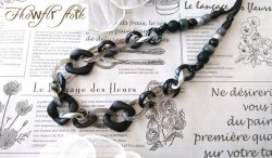 画像4: 【送料無料】【ワックスコードネックレス】◆flower storm◆大ぶり アクリルパーツ＆ウッドビーズのロングネックレス Black×Silver 長さ75cm（アクセサリー ボリューム 日本製 ）