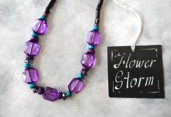 画像8: 【送料無料】◆flower storm◆長さ42cm~50cm アクリル樹脂＆ウッドビーズのレトロテイスト パープル ショートネックレス 金属アレルギー対応  (アクセサリー　天然素材 ステンレス アレルギー対応 MIYUKIビーズ 日本製 ）