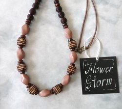 画像5: 【送料無料】【ワックスコードネックレス】◆flower storm◆長さ約70cm 小粋な縞柄ウッド＆艶アクリルビーズのロングネックレス ブラウン 縞柄多面カット（アクセサリー 木製 樹脂 横縞模様 和 日本製）