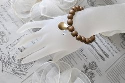 画像3: 【送料無料】◆flower storm◆数珠ブレス 軽さとカジュアル感が魅力 ウッドビーズとキャッツアイ、リーフチャームのブレスレット ダークゴールド（アクセサリー 腕輪 木製 猫目石 人工石 パワーストーン 葉っぱ 自然素材 日本製 メンズ レディース）