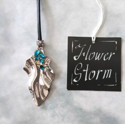画像3: 【送料無料】◆flower storm◆長さ約56cm シルバーメタル＆ガラスストーン 二つの輝くリーフのネックレス 金属アレルギー対応 ブルー (アクセサリー ステンレス マンテル 日本製 メンズ レディース ）