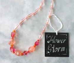 画像6: 【送料無料】◆flower storm◆長さ45cm アクリル＆ガラスビーズのショートネックレス オレンジ×レッド 金属アレルギー対応  ( ステンレス MIYUKI TOHO アクセサリー 日本製 ）