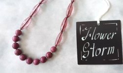 画像3: 【送料無料】◆flower storm◆長さ42cm 天然白檀ウッドビーズ＆アクリル、ガラスビーズのショートネックレス モーヴ Mauve 金属アレルギー対応 (サンダルウッド 香木 天然 ステンレス TOHOビーズ アクセサリー チョーカー 日本製 メンズ レディース）