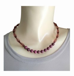 画像4: 【送料無料】◆flower storm◆長さ42cm 天然白檀ウッドビーズ＆アクリル、ガラスビーズのショートネックレス モーヴ Mauve 金属アレルギー対応 (サンダルウッド 香木 天然 ステンレス TOHOビーズ アクセサリー チョーカー 日本製 メンズ レディース）