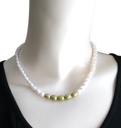 画像8: 【送料無料】◆flower storm◆長さ43~48cm 6月誕生石 淡水真珠（パール） ライス型 約6×4mm、8×7mm バイカラーネックレス アジャスター付 ホワイト×カーキゴールド (パワーストーン ステンレス アクセサリー 日本製 ） 