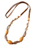 【送料無料】◆flower storm◆長さ約72cm 大振り ウッドとアクリル、水牛ビーズの 革紐ロングネックレス ライトマスタード×ブラウン（アクセサリー レザーネックレス 木製 樹脂 バッファローホーン 天然素材 日本製）
