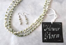 画像12: 【送料無料】◆flower storm◆長さ47~52cm ニュアンスカラー4種のガラスビーズ3連ネックレス アジャスター付 モーヴ/セージ(アクセサリー ステンレス TOHOビーズ MIYUKIビーズ 日本製 ）